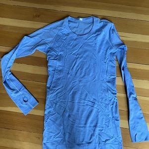 Lululon women shirts, size 4/6